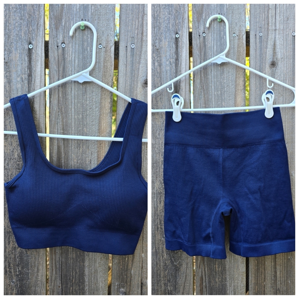 SHEIN Active Shorts Set